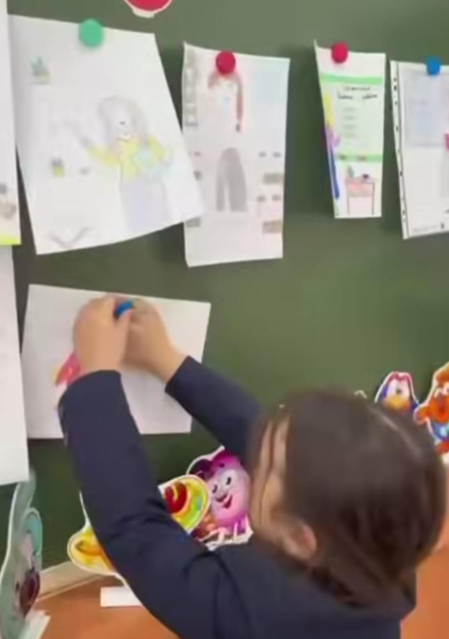 Гимназияда бірінші сынып оқушылары арасында «Менің сүйікті ұстазым» атты сурет байқауы өтті.